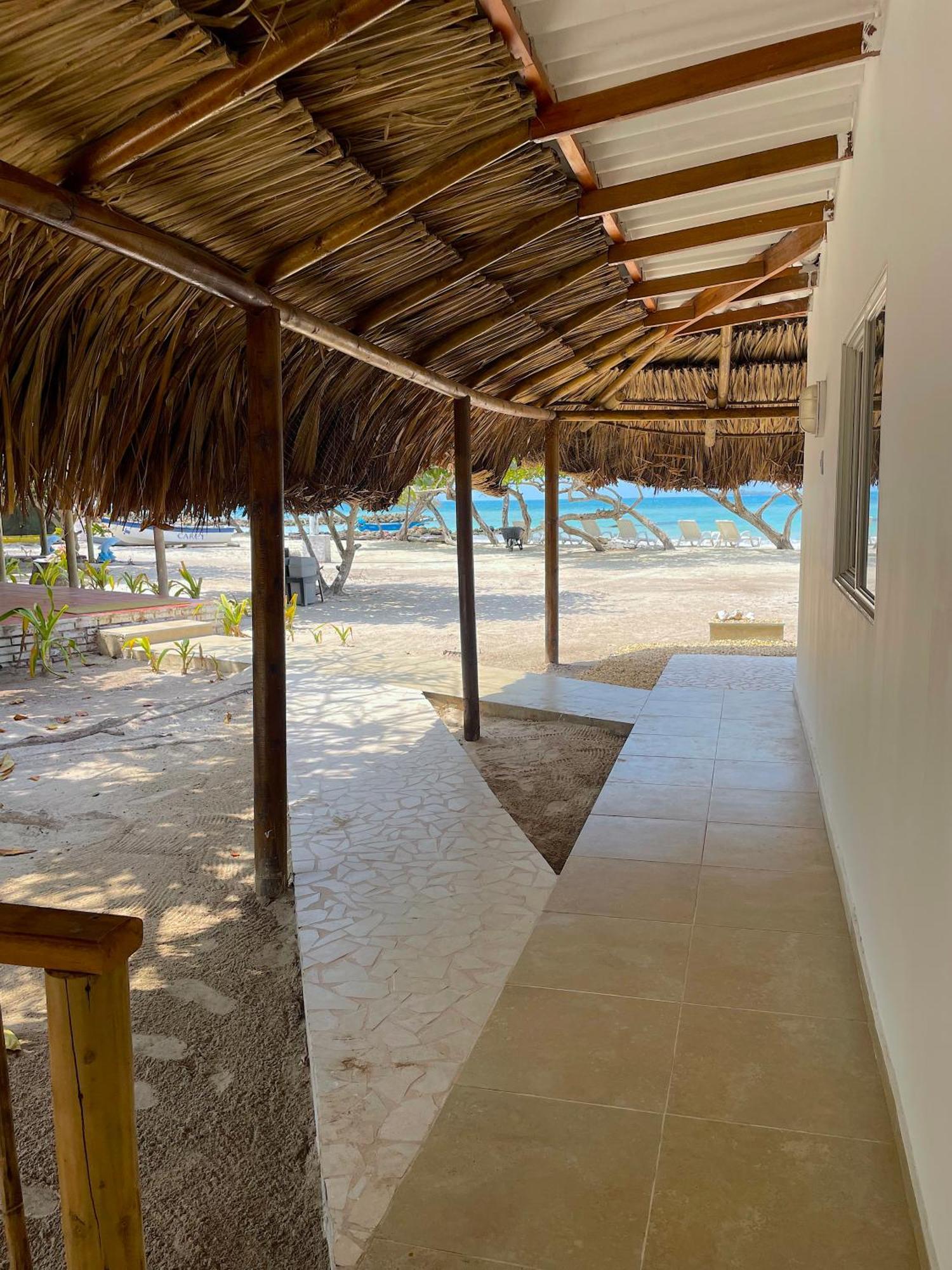 Carey Beach Isla Barú エクステリア 写真