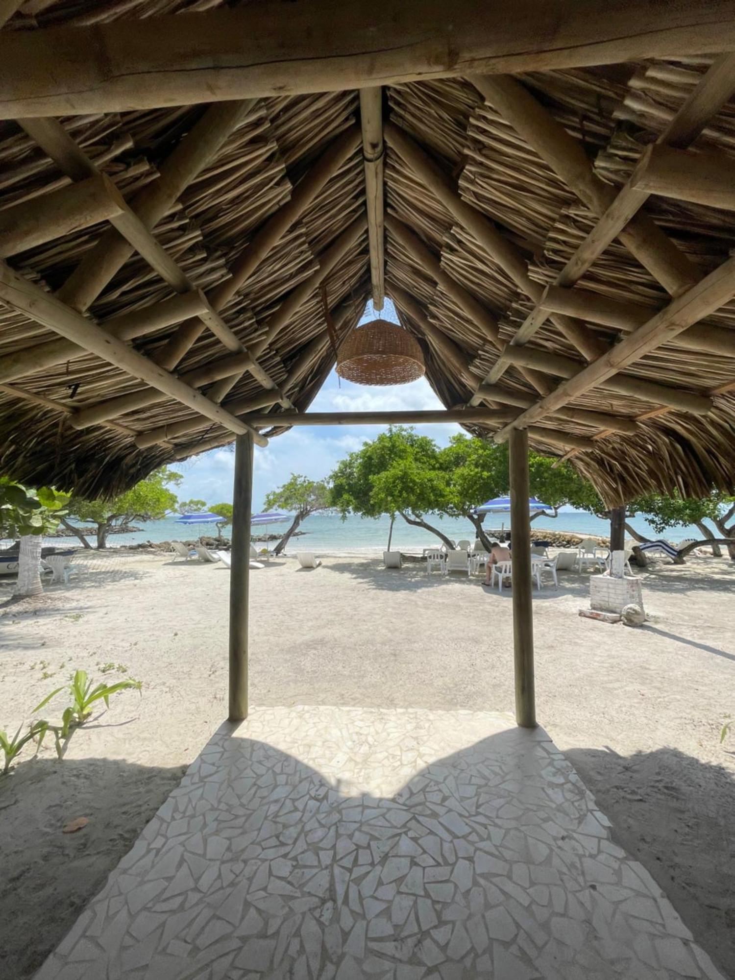 Carey Beach Isla Barú エクステリア 写真